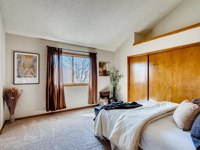 master bedroom with ensuite bathroom, new carpets installed June 2025
