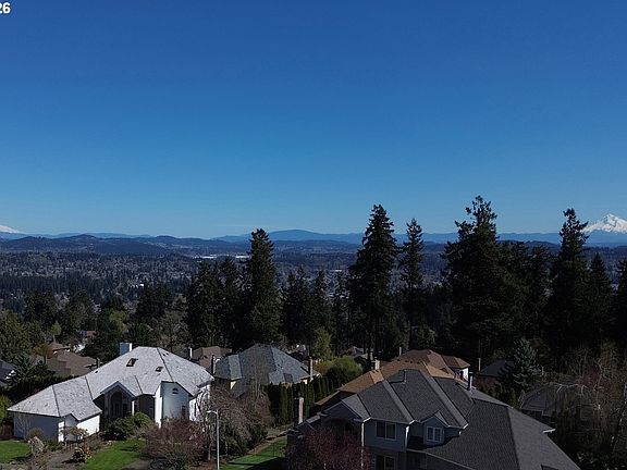 2nd image of 21473 Rosepark Ct