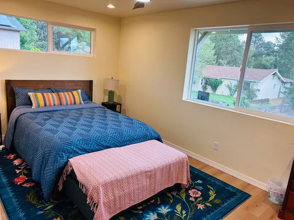3565 N Loma Vista Dr, Flagstaff, AZ 86004