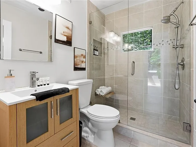 1210 E Beechwood Dr NW — Photo 19
