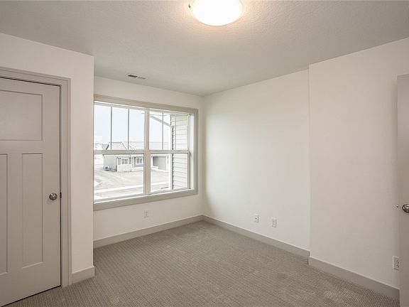 5th image of 233 11th Ct NW