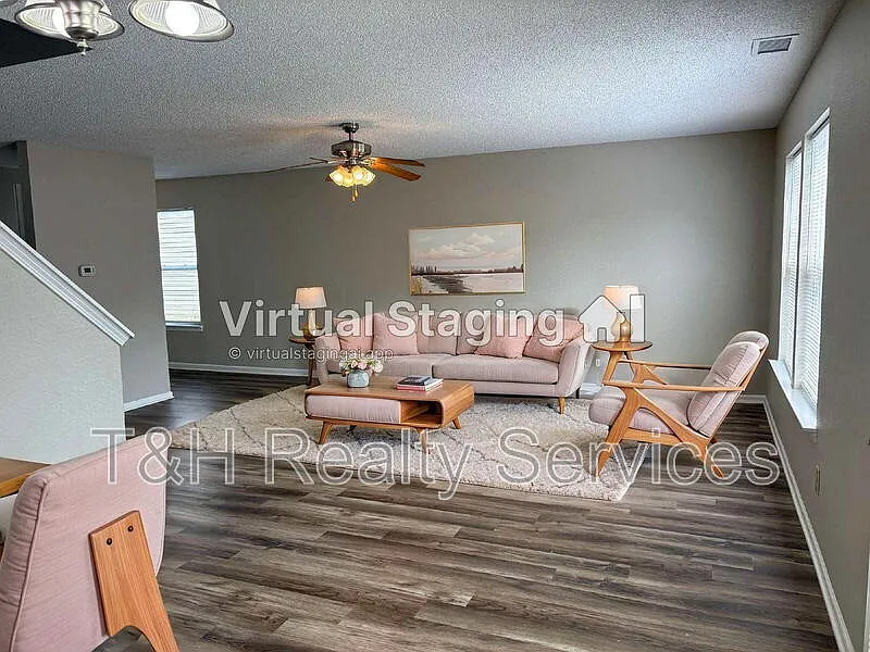 4 bed, 2.5 bath, 1797 sqft, $1,845 — Photo 2