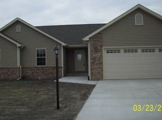 1738 Elderberry Cir SE, Demotte, IN 46310