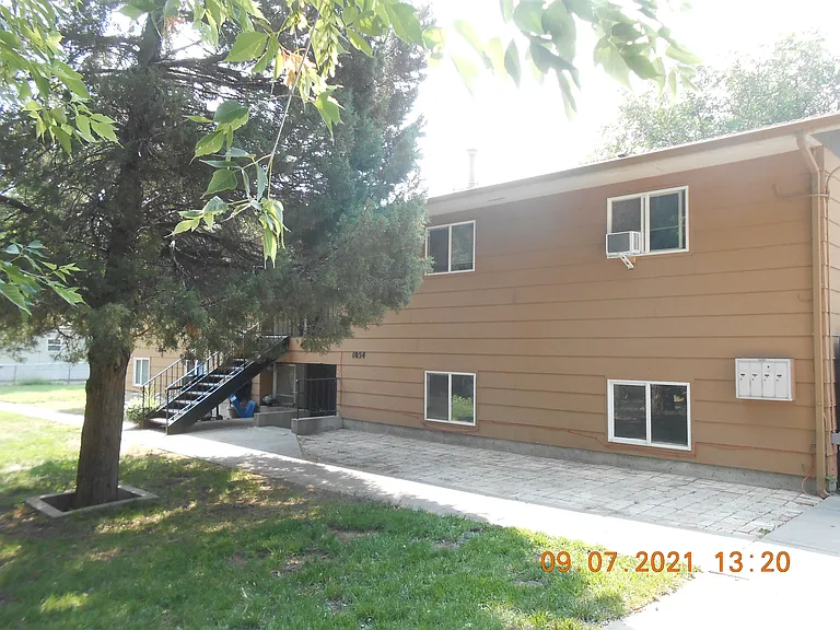 1052-1058 East 5th St, Lvld 80537 - 1054 — Photo 1