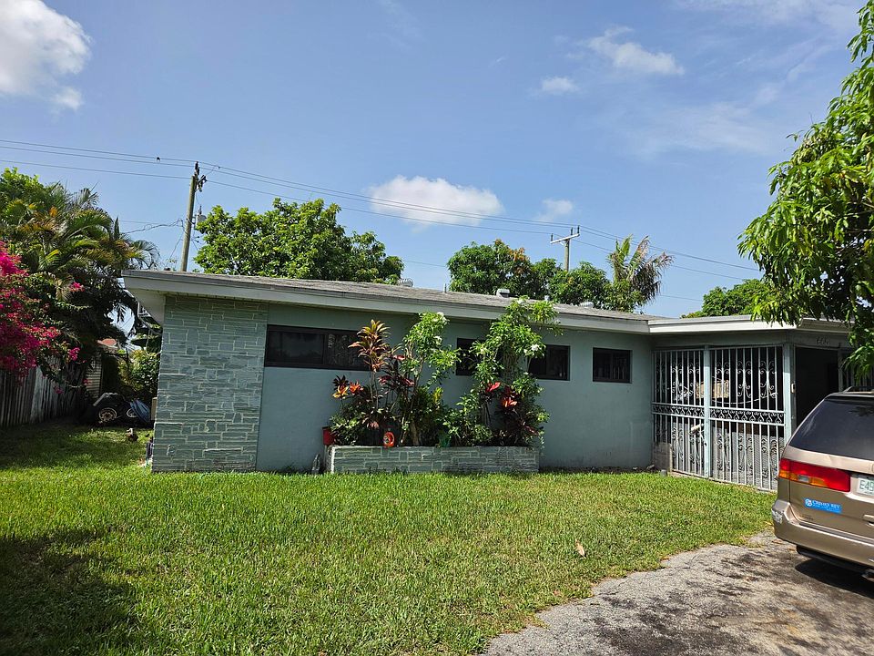 2nd image of 660 NE 181ST Street