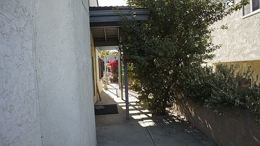 4th image of 1157 Toledo St