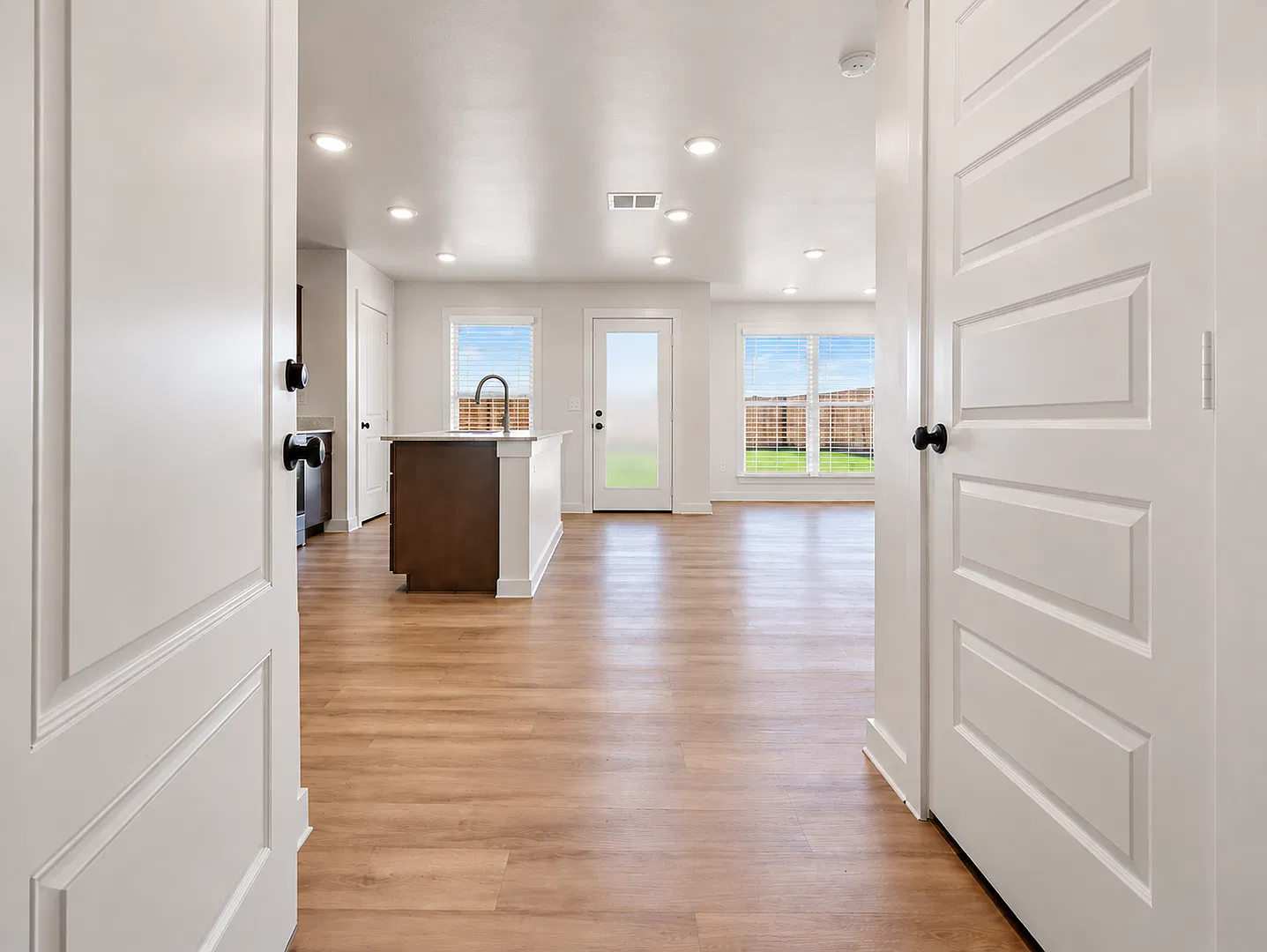 Brand New 3-Bedroom Home In South/West Lubbock Appliances Included! — Photo 2
