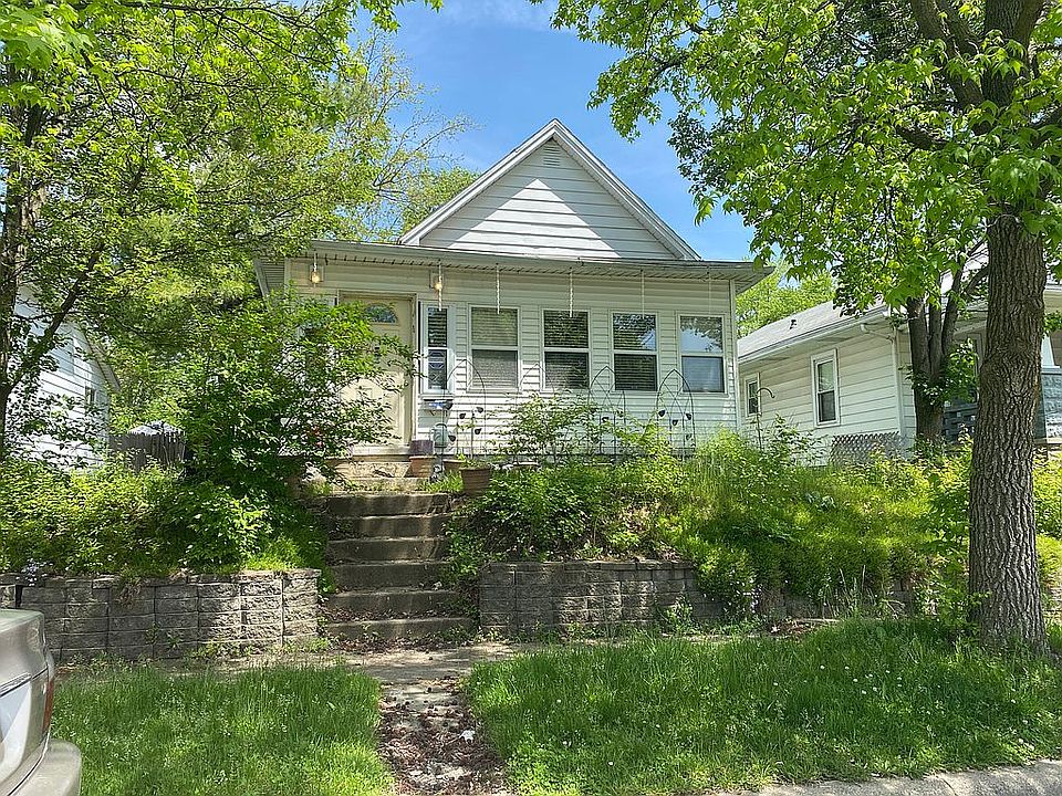 1st image of 1710 Everett St