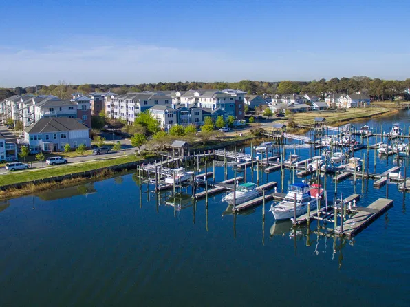 8245 Captains Way, Norfolk, VA 23518