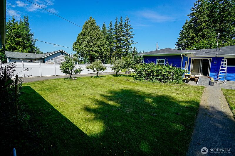 4th image of 1245 W Axton Road