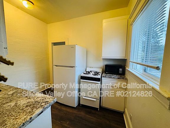5th image of 373 Richmond Ave APT 2