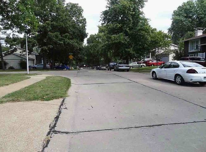 2nd image of 5049 N Kingshighway Blvd