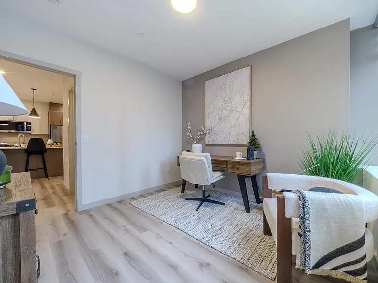 10020 101a Ave NW — Photo 80
