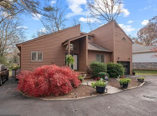 1431 Lakeview Pkwy, Locust Grove, VA 22508