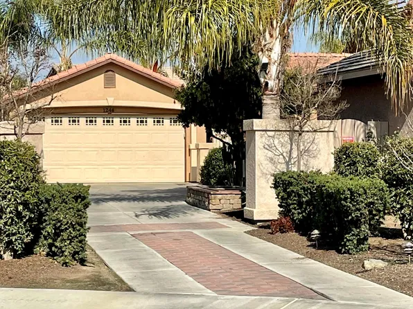 1246 E Copper Ct, Visalia, CA 93292