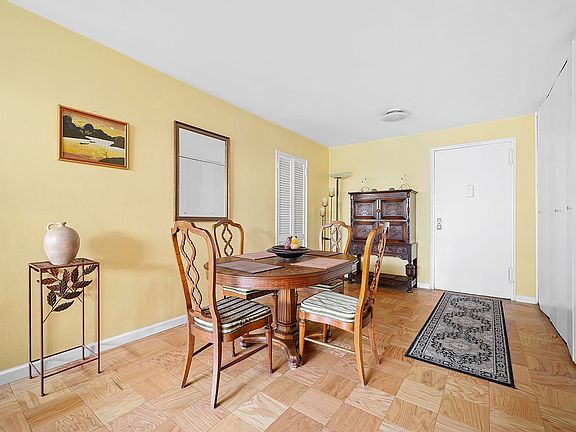 2nd image of 165 W 66th St APT 2R