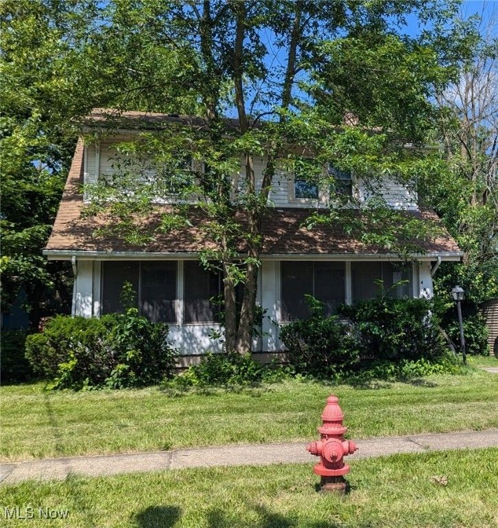 Real estate listing image