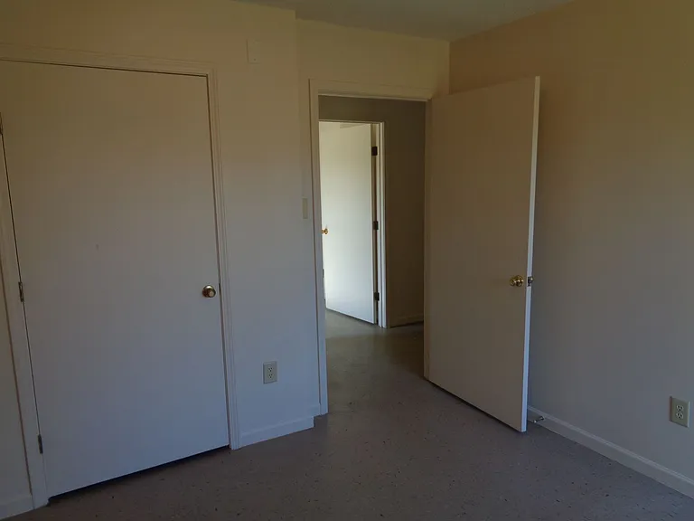1475 Hadorn Rd — Photo 13