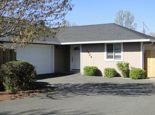 1624 Medart Ln, Grants Pass, OR 97527