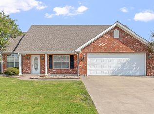 2903 Canterbury, Paragould, AR 72450