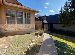 506 Cutty Trl APT B, Austin, TX 78734