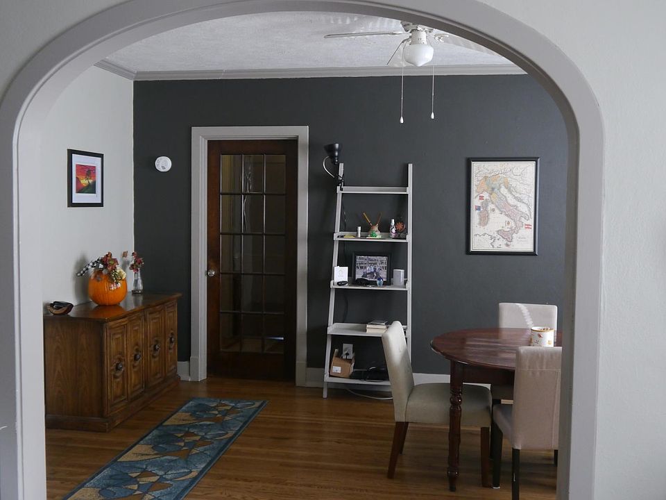 Arch feature, living to dinning room