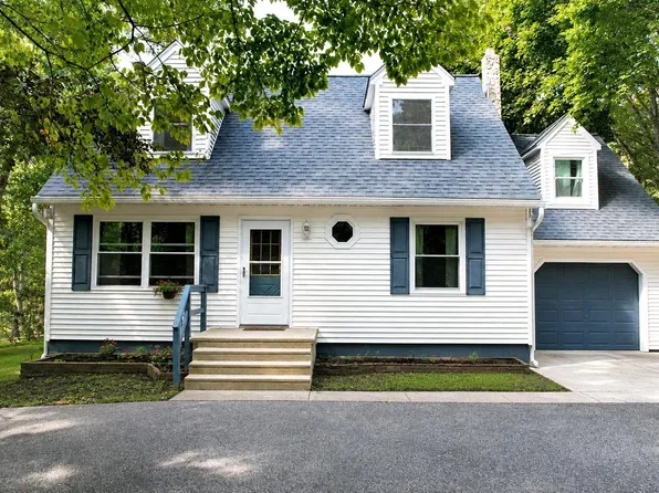131 Asbury Rd, Egg Harbor Township, NJ 08234