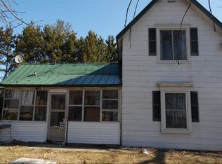 N7104 Pardeeville Rd, Pardeeville, WI 53954