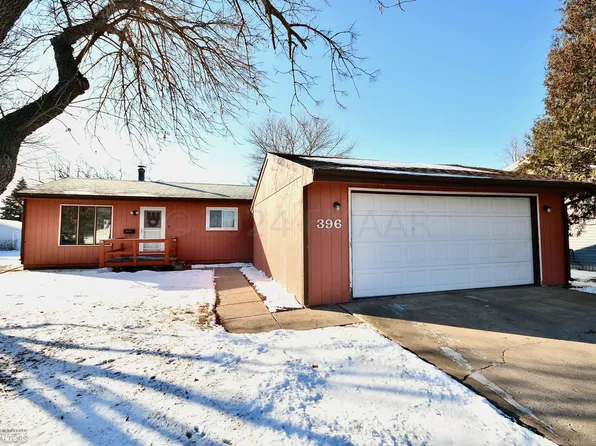 396 Maple Dr, Mapleton, ND 58059
