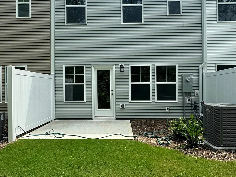 187 Peebles Dr — Photo 23