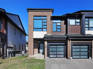 1053 Lunar Glow Cres, Ottawa, ON K4M 0J9