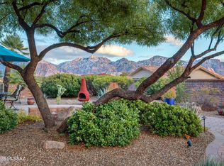 972 E Coachwood Dr, Oro Valley, AZ 85755