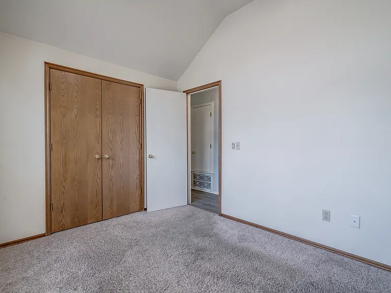 1908 Joseph Dr — Photo 24