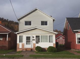 1807 Philadelphia Ave, Northern Cambria, PA 15714