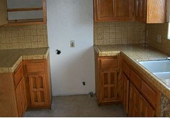 3rd image of 5759 Monte Vista St