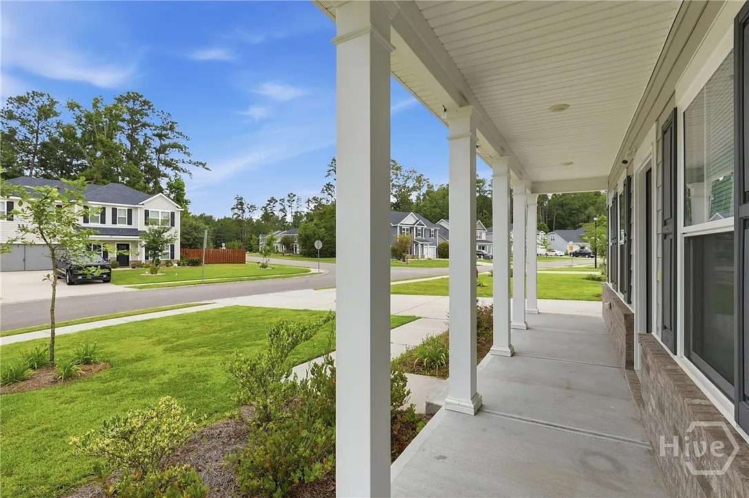 5 bed, 3.5 bath, 2970 sqft, $3,000 — Photo 4