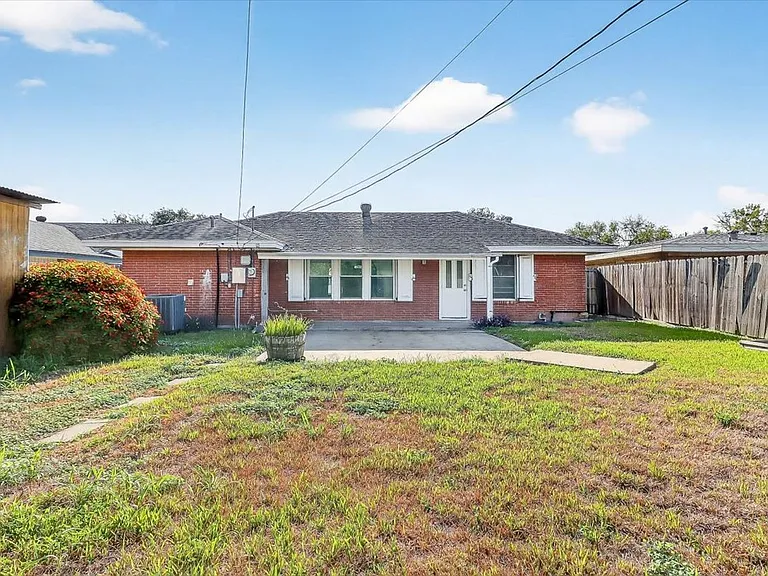 4637 Calvin Dr — Photo 35