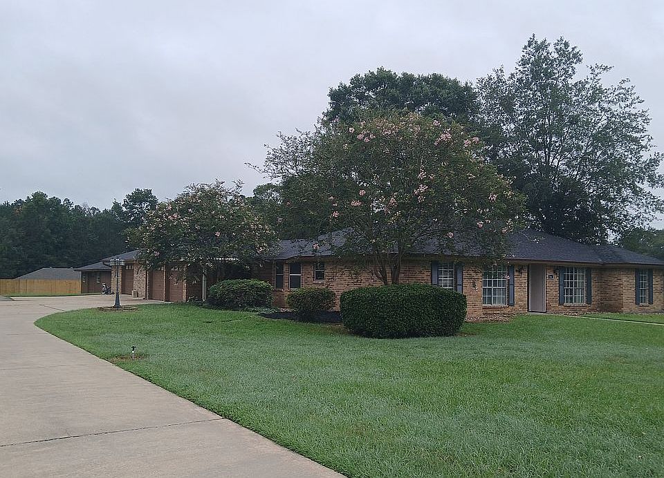 1st image of 5861 Pine Hill Dr