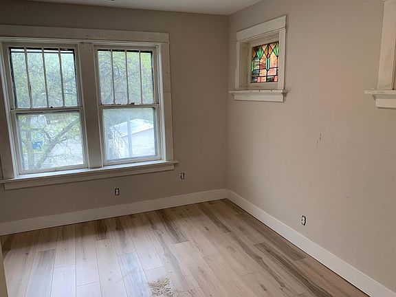 4th image of 2047 Maury Ave #2