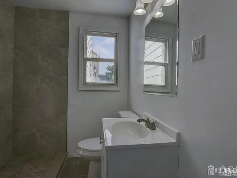 115 Pulaski Ave #A — Photo 5