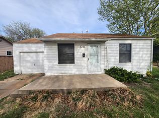 1244 S Edgemoor Ave, Wichita, KS 67218