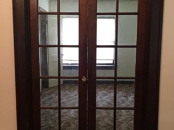 5th image of 1112 C St APT 1