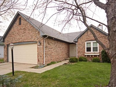 10220 E Park Stream Dr, Indianapolis, IN, 46229