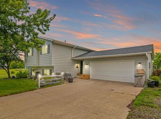 6972 360th St, North Branch, MN 55056