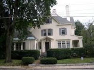 88 Elm St, Gardner, MA 01440