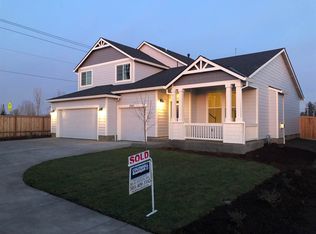 700 Stewart Dr, Molalla, OR 97038