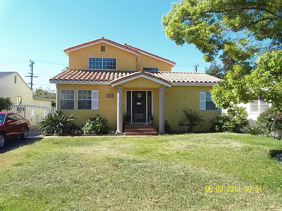 864 W. OLIVE AVE.