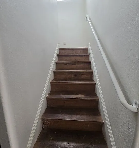 8822 Orchard Ave — Photo 9