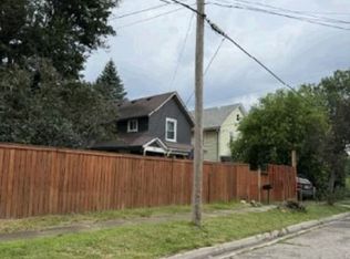 1110 Platt St, Lansing, MI 48910