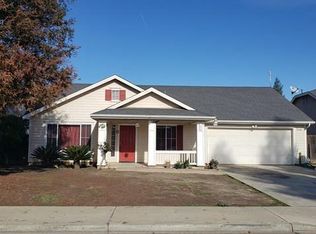 1322 Plum St, Selma, CA 93662
